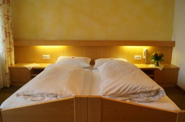 Gasthof zur Neuen Post - Photo4