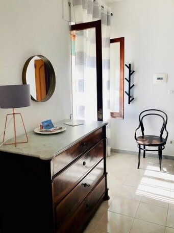 Ciraccio Apartments - Photo3