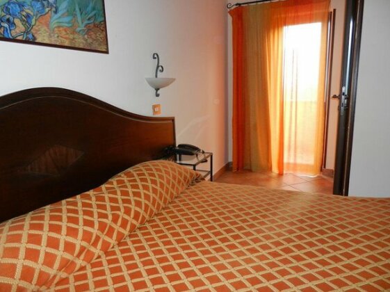 Hotel Piscina La Suite - Photo2