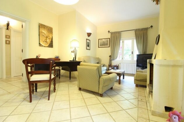 A private room inside Villa Capitana - Photo5