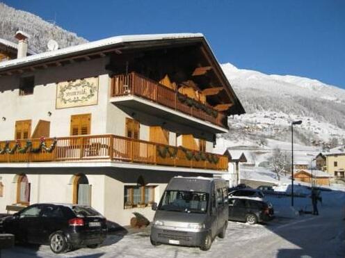 Alpen Hotel Rabbi
