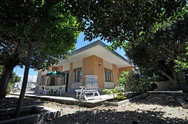 Villa Flora Racale - Photo2