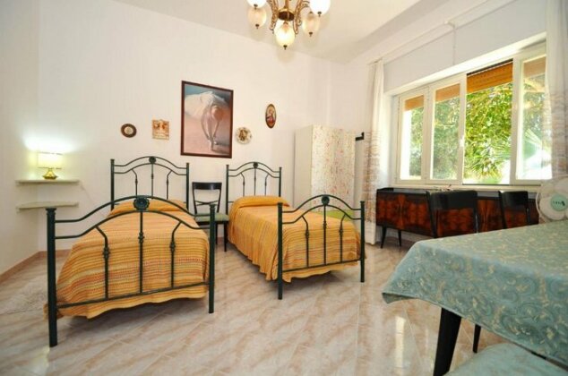Villa Flora Racale - Photo5