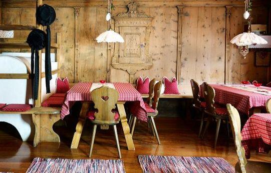 Hotel Alpenhof Rasen-Antholz - Photo3