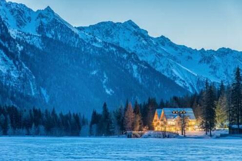 Hotel Seehaus - Mountain Lake Resort