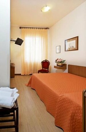 Hotel Roma Ravenna - Photo4