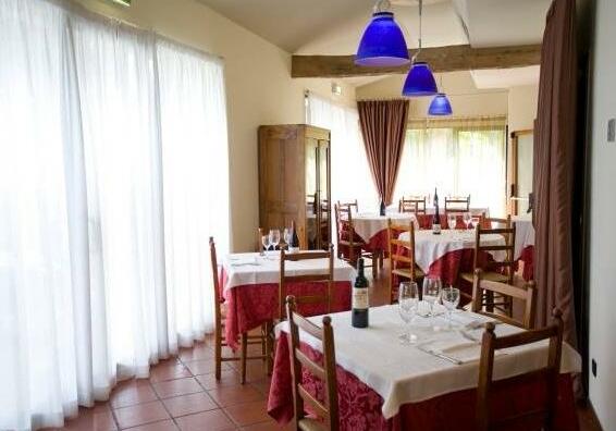 La Tavernetta Hotel Restaurant - Photo3