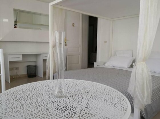 4 Rooms B&B Family - Affitta Camere - Photo2