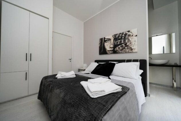 White Rooms Reggio di Calabria - Photo2