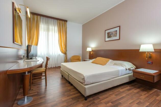 Hotel Europa Rende - Photo3