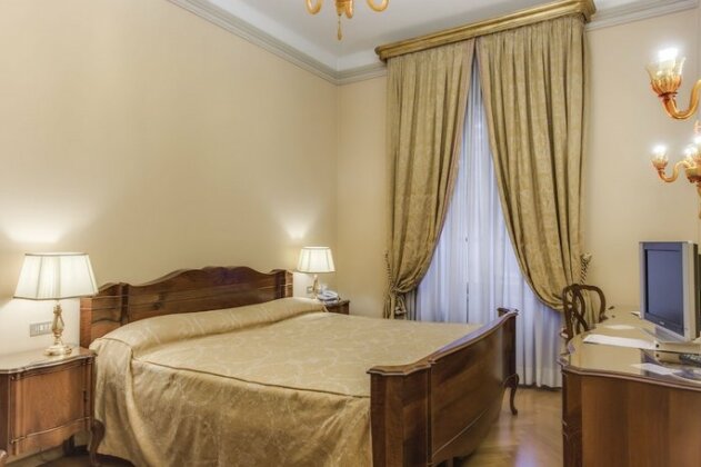 Villa Fenaroli Palace Hotel - Photo5