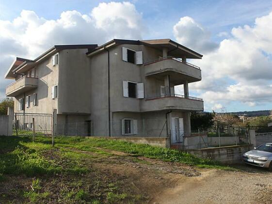 Interhome - Torre Ricadi - Photo2