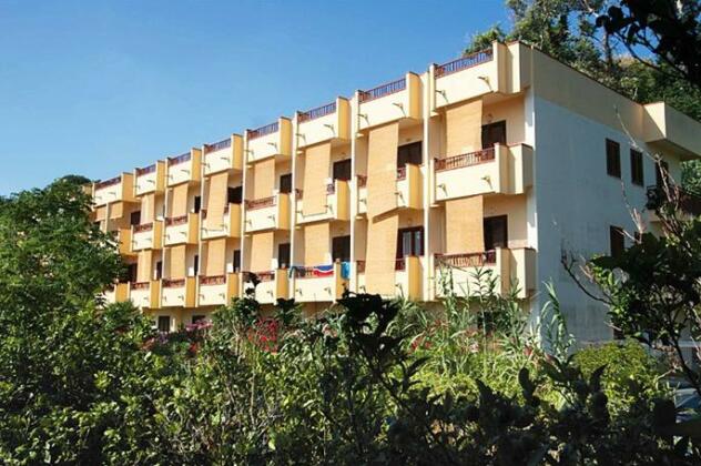 Villaggio Torre Ruffa Robinson - Photo4