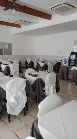 Hotel Marisa Riccione - Photo2