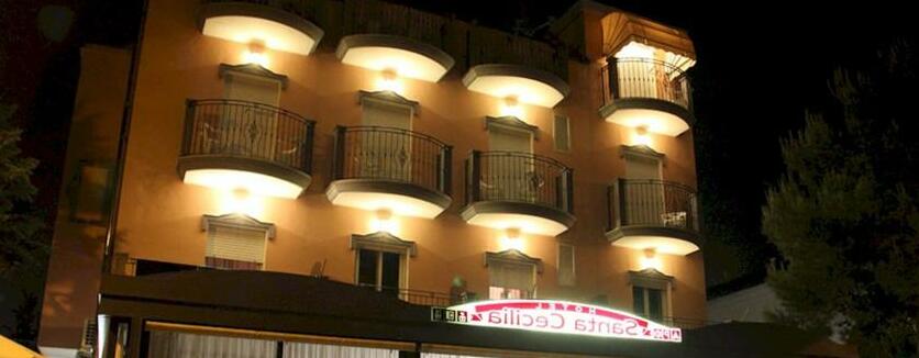 Hotel Santa Cecilia Riccione - Photo2