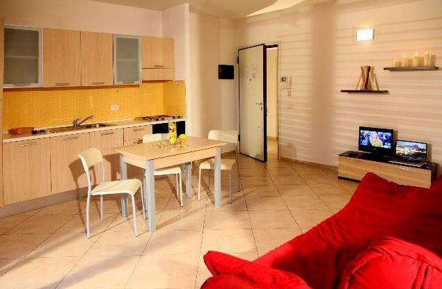 Residence Ilario Suite Hotel - Photo4
