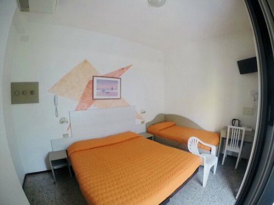 Hotel Alevon - Photo5