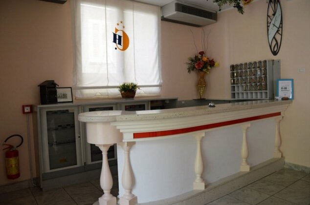 Hotel Carolin - Photo3