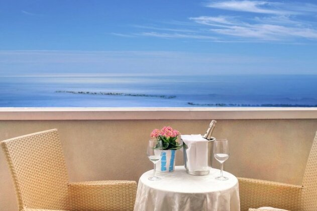 Hotel Imperial Beach - Photo2
