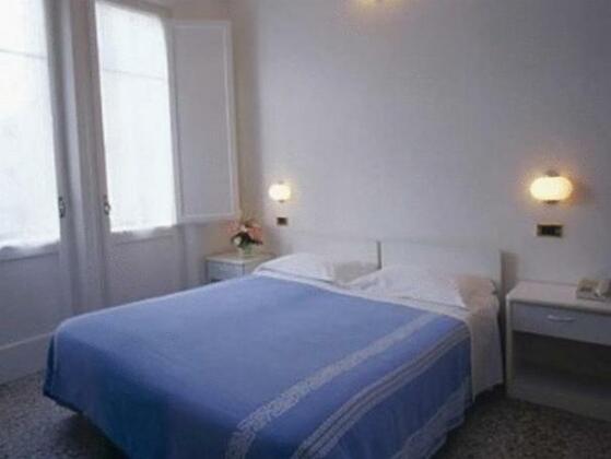 Hotel Italia Rimini - Photo2
