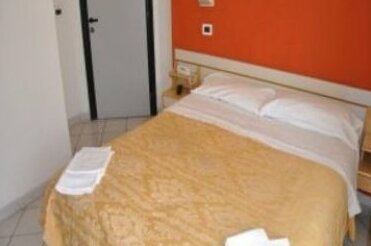 Hotel John - Photo2