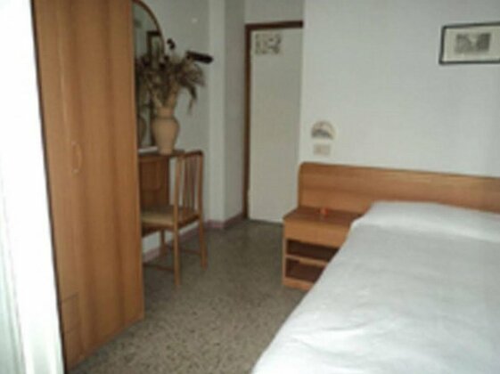Hotel Leda Rimini - Photo3