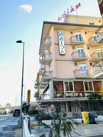 Hotel Naica