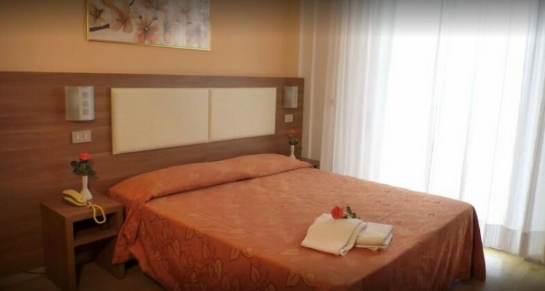 Hotel Sara - Photo5