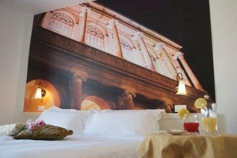 Hotel Sovrana - Photo3