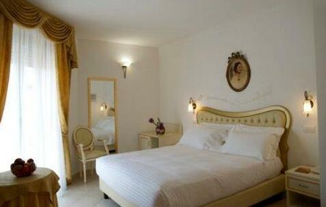 Hotel Sovrana - Photo5