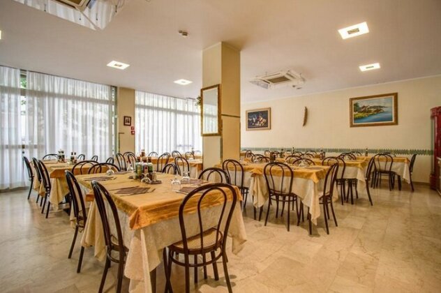 Hotel Tiziana Rimini - Photo5