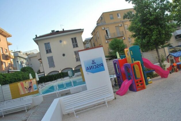Hotel Villa del Parco Rimini - Photo2