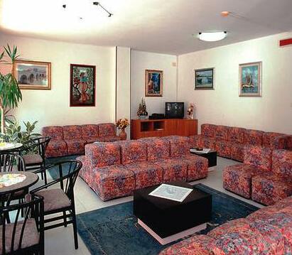 Lem Hotel - Photo4