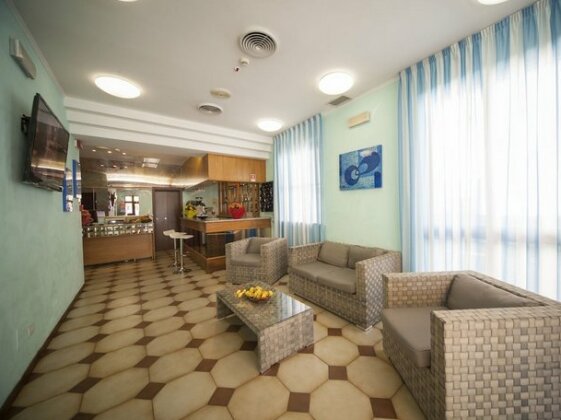 Luna Rimini Hotel - Photo2