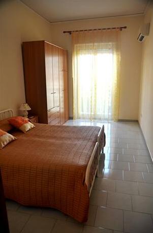 Maison Des Amis Riposto - Photo3