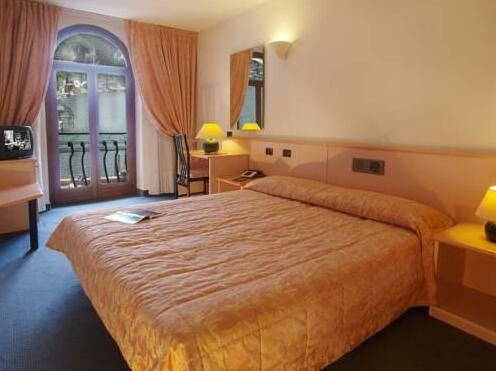 Hotel Centrale Riva del Garda - Photo4