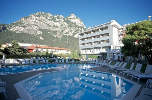 Hotel Luise Riva del Garda - Photo2