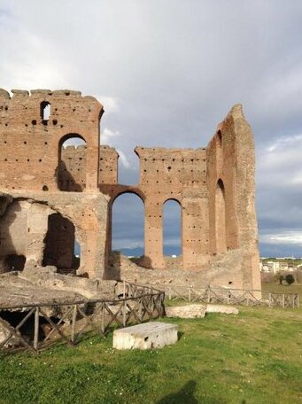 Agli acquedotti romani - Photo4