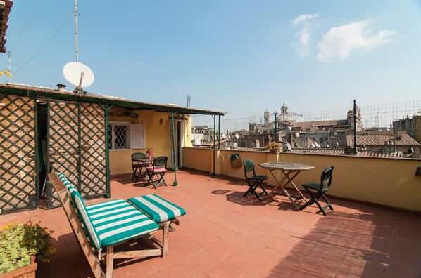 Apartment with terrace Rome - Photo2