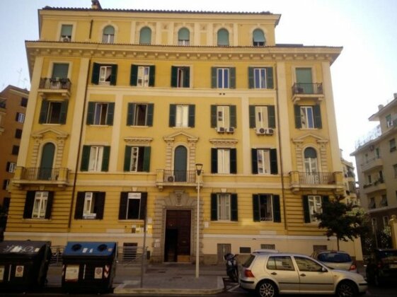 Apartments Re di Roma