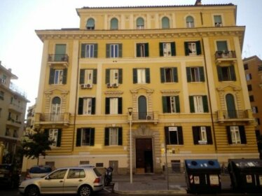 Apartments Re di Roma