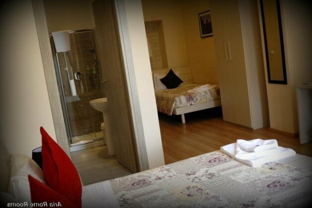 Aria Rome Rooms - Photo4