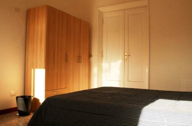 Art in Accommodation - Photo4