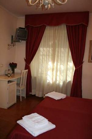 B&B Messina Rome