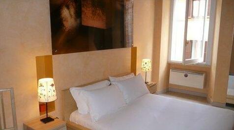 BDB Luxury Rooms Spagna - Photo2