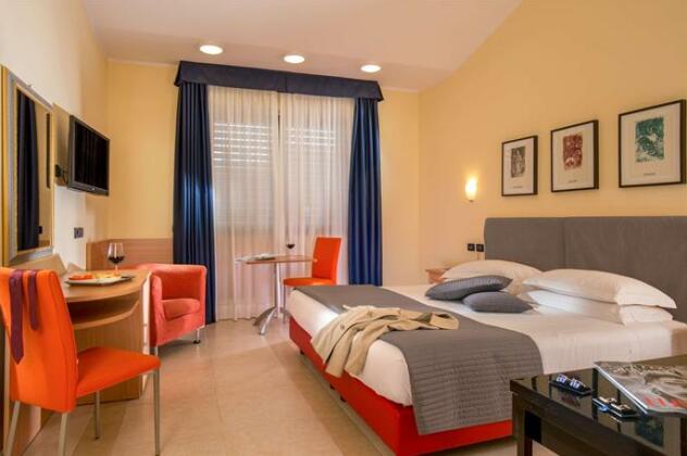 Best Western Blu Hotel Roma - Photo2