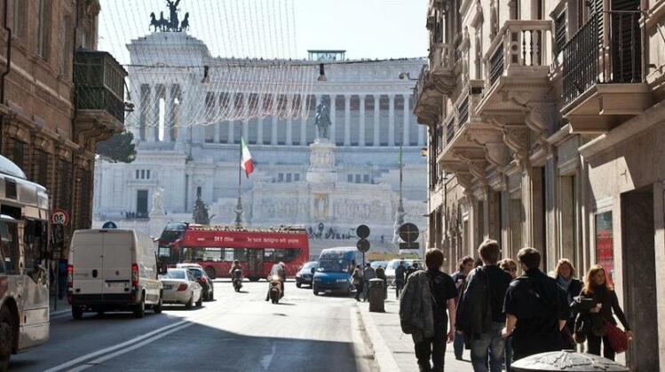 Borghese Apartment Rome - Photo5