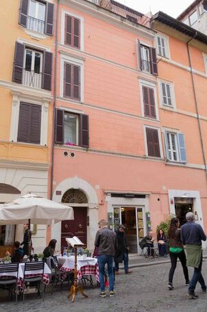 Borgo Pio Apartment Rome