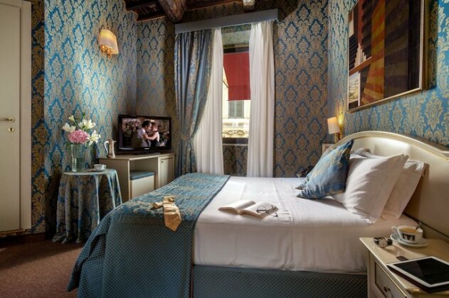 Canova Tadolini Luxury Rooms & Suites - Photo2