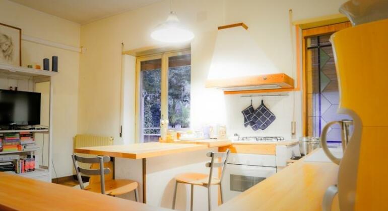 Charming Apartment In Rome - Photo3